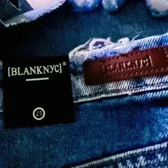 Blank NYC The Reeve High Rise Denim Short in Cruise Control. Size 25. NWT! - Picture 11 of 14